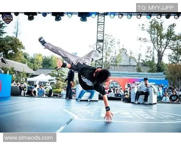 街舞文化的碰撞与融合：探秘杭州街舞队的竞技与创意之旅